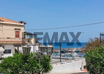 Vista dell\'acqua - Casa indipendente Via Bastionello
 
10, Aci Castello - foto 9