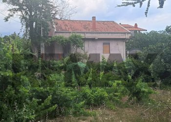 Giardino - Villa Via Cuturo Rizzo
 
20, Ragalna - foto 14
