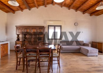 Sala da pranzo - Villa Contrada Bosco Di Mezzo
 
snc, Caltagirone - foto 20