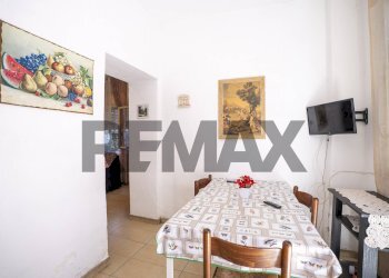 Sala da pranzo - Casa indipendente Via Delle Medaglie D'oro
 
7, Catania - foto 25