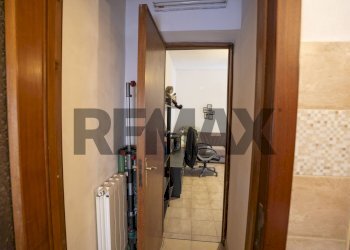 Hall / corridoio - Casa indipendente Via Delle Medaglie D'oro
 
7, Catania - foto 34