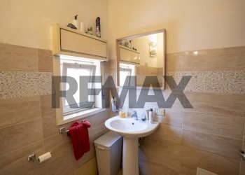 Bagno - Casa indipendente Via Delle Medaglie D'oro
 
7, Catania - foto 38