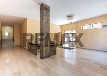 Lobby - Two-room apartment Corso Delle Provincie
203, Catania - photo 22
