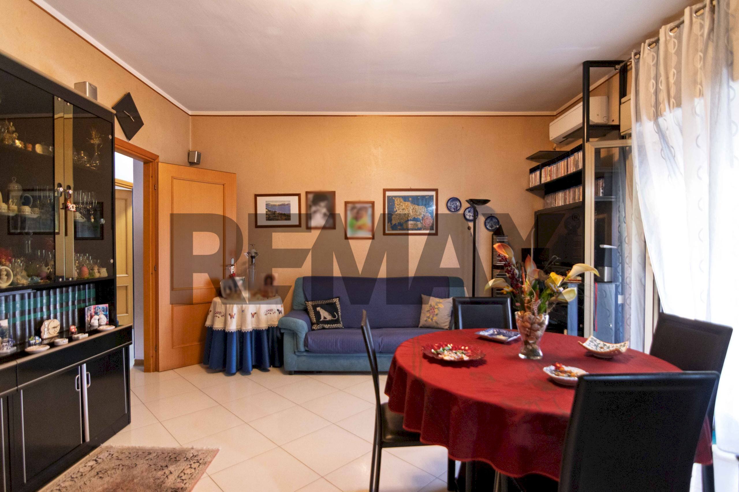 Sala da pranzo - Trilocale Via Salvatore Aldisio
12, Catania - foto 3