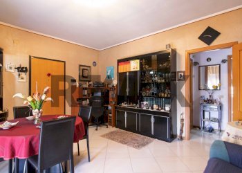 Sala da pranzo - Trilocale Via Salvatore Aldisio
 
12, Catania - foto 4