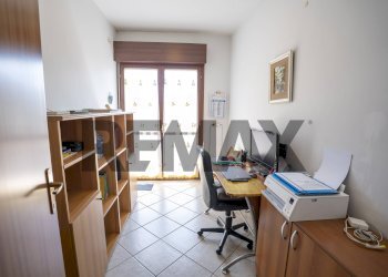 Ufficio - Trilocale Via Pompeo Cisternazza
10, Mascalucia - foto 20