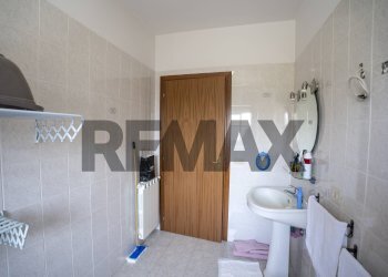 Bagno - Trilocale Via Pompeo Cisternazza
10, Mascalucia - foto 21