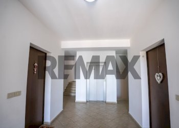 Hall / corridoio - Trilocale Via Pompeo Cisternazza
10, Mascalucia - foto 36