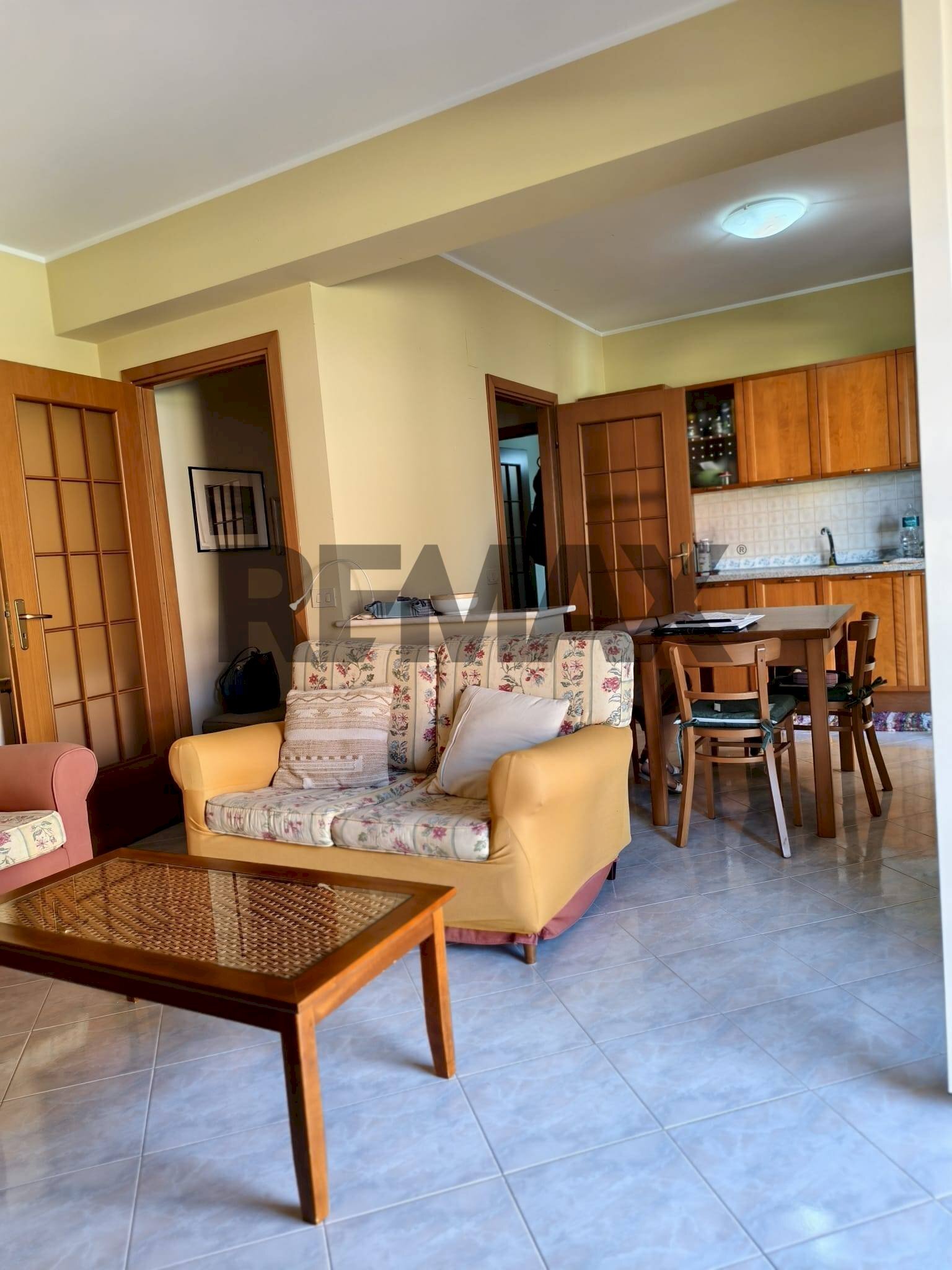 Sala da pranzo - Trilocale Via Vittorio Emanuele Orlando
 
46, Fiumefreddo di Sicilia - foto 2