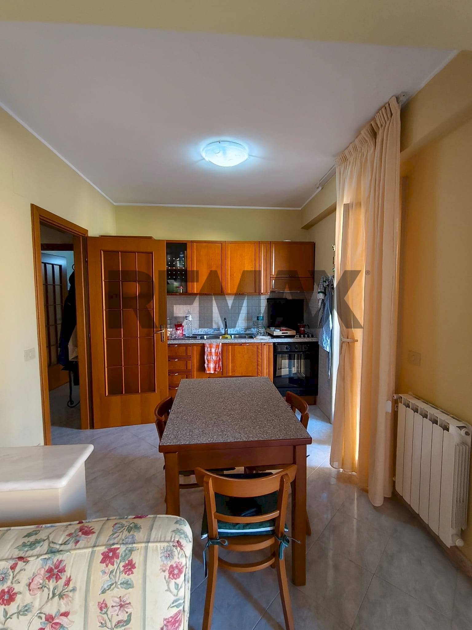 Sala da pranzo - Trilocale Via Vittorio Emanuele Orlando
 
46, Fiumefreddo di Sicilia - foto 3