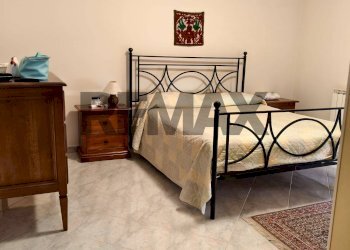 Camera / camera da letto - Trilocale Via Vittorio Emanuele Orlando
 
46, Fiumefreddo di Sicilia - foto 7