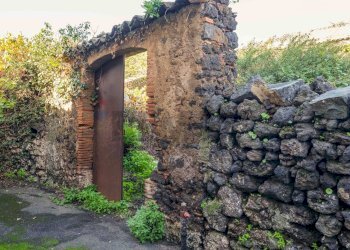 Casa all\'aperto - Terreno edificabile Vico Balsamo
12, San Gregorio di Catania - foto 1