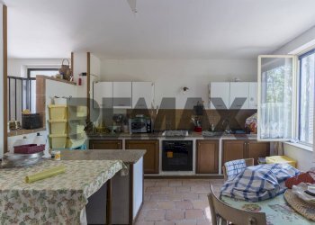 Cucina - Villa LOCALITA' BERTONI
 
SNC, Castiglione del Lago - foto 7