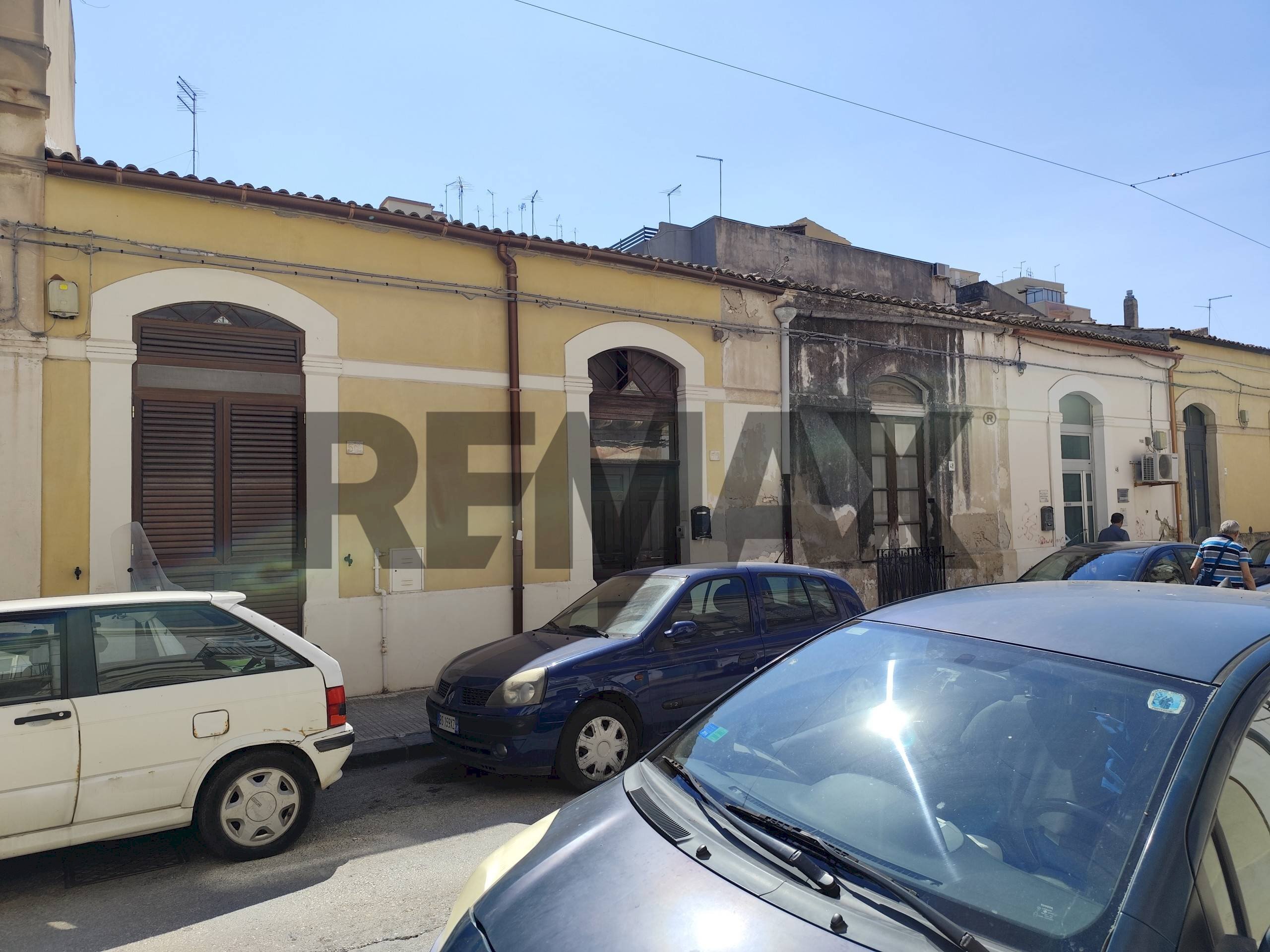 Edificio all\'aperto - Quadrilocale via isonzo
 
40, Siracusa - foto 1