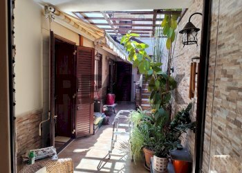 Terrazza - Quadrilocale via isonzo
 
40, Siracusa - foto 25