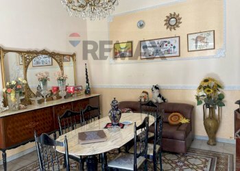 Sala da pranzo - Appartamento Via Antonio d'auria
 
182, Sant'Anastasia - foto 20
