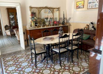 Sala da pranzo - Appartamento Via Antonio d'auria
 
182, Sant'Anastasia - foto 31