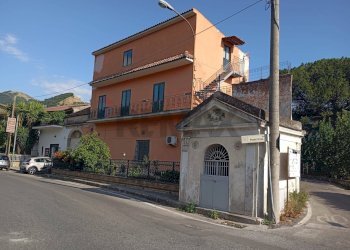 Casa all\'aperto - Semi-detached house via Ponte Trave
 
89, San Felice a Cancello - photo 2