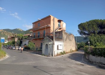 Casa all\'aperto - Semi-detached house via Ponte Trave
 
89, San Felice a Cancello - photo 3