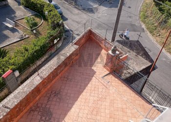 Terrazza - Semi-detached house via Ponte Trave
 
89, San Felice a Cancello - photo 4