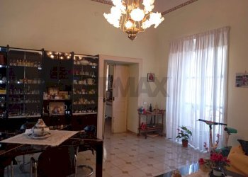 Sala da pranzo - Semi-detached house via Ponte Trave
 
89, San Felice a Cancello - photo 10