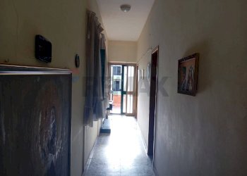 Hall / corridoio - Semi-detached house via Ponte Trave
 
89, San Felice a Cancello - photo 11
