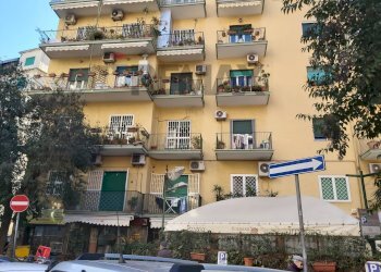 Edificio all\'aperto - Quadrilocale via Caldieri
 
63, Napoli - foto 6