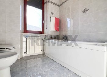 Bagno - Casa indipendente Via Michelangelo
 
3, Osimo - foto 27