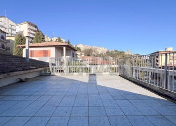 Terrazza - Casa indipendente Via Michelangelo
 
3, Osimo - foto 31