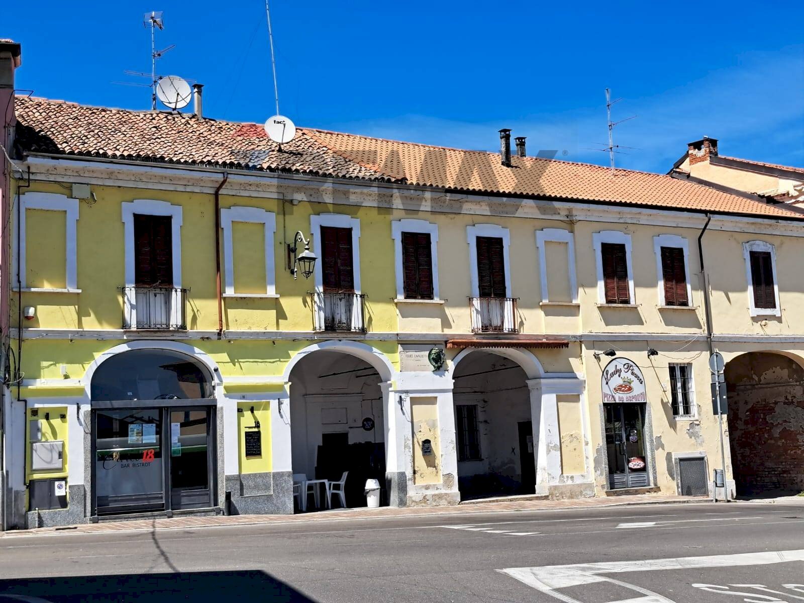 Edificio all\'aperto - Two-room apartment VIA GRAMSCI
 
16, Cava Manara - photo 1