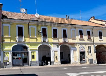 Edificio all\'aperto - Two-room apartment VIA GRAMSCI
 
16, Cava Manara - photo 1