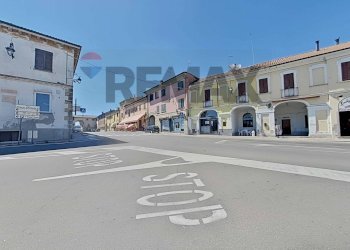 Edificio all\'aperto - Two-room apartment VIA GRAMSCI
 
16, Cava Manara - photo 4