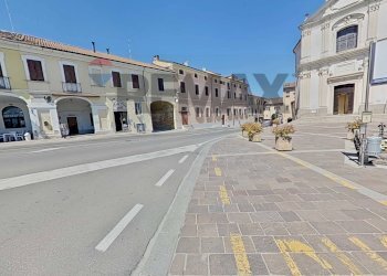 Edificio all\'aperto - Two-room apartment VIA GRAMSCI
 
16, Cava Manara - photo 6