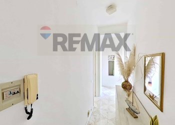 Hall / corridoio - Two-room apartment VIA GRAMSCI
 
16, Cava Manara - photo 7
