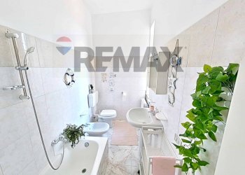 Bagno - Two-room apartment VIA GRAMSCI
 
16, Cava Manara - photo 19