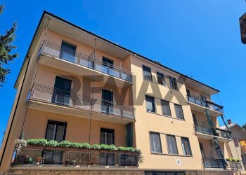 Edificio all\'aperto - Bilocale via carlo albani
 
9, Pavia - foto 1