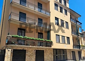 Edificio all\'aperto - Bilocale via carlo albani
 
9, Pavia - foto 4