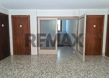 Hall / corridoio - Bilocale via carlo albani
 
9, Pavia - foto 41