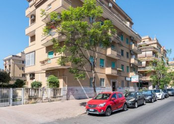Edificio all\'aperto - Trilocale Viale Paolo Orlando
52, Roma - foto 26