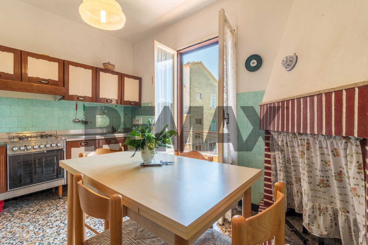 Sala da pranzo - Quadrilocale Via Peleo Caporossi
 
3, Ischia di Castro - foto 1