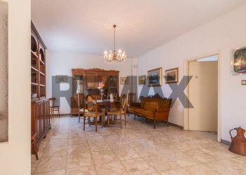 Sala da pranzo - Quadrilocale Via Peleo Caporossi
3, Ischia di Castro - foto 22