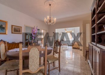 Sala da pranzo - Quadrilocale Via Peleo Caporossi
3, Ischia di Castro - foto 24