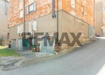 Edificio all\'aperto - Quadrilocale Via Peleo Caporossi
3, Ischia di Castro - foto 33