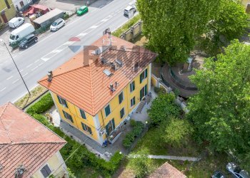 Edificio all\'aperto - Semi-detached house IV Novembre
 
35, Fidenza - photo 2