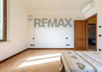 Camera / camera da letto - Semi-detached house IV Novembre
 
35, Fidenza - photo 9