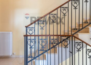Scale - Semi-detached house IV Novembre
 
35, Fidenza - photo 11