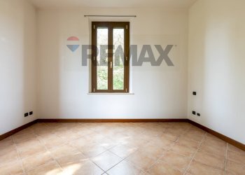 Stanza vuota - Semi-detached house IV Novembre
 
35, Fidenza - photo 19