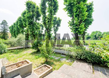 Giardino - Three-room apartment Via dell'Atleta
 
35, Seregno - photo 4
