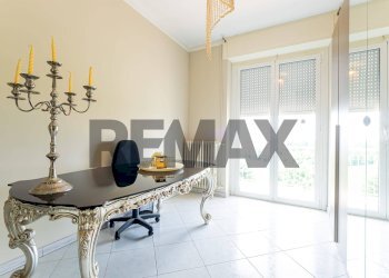 Sala da pranzo - Three-room apartment Via dell'Atleta
 
35, Seregno - photo 21