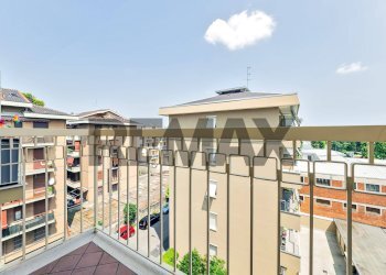 Balcone - Three-room apartment Via dell'Atleta
 
35, Seregno - photo 22